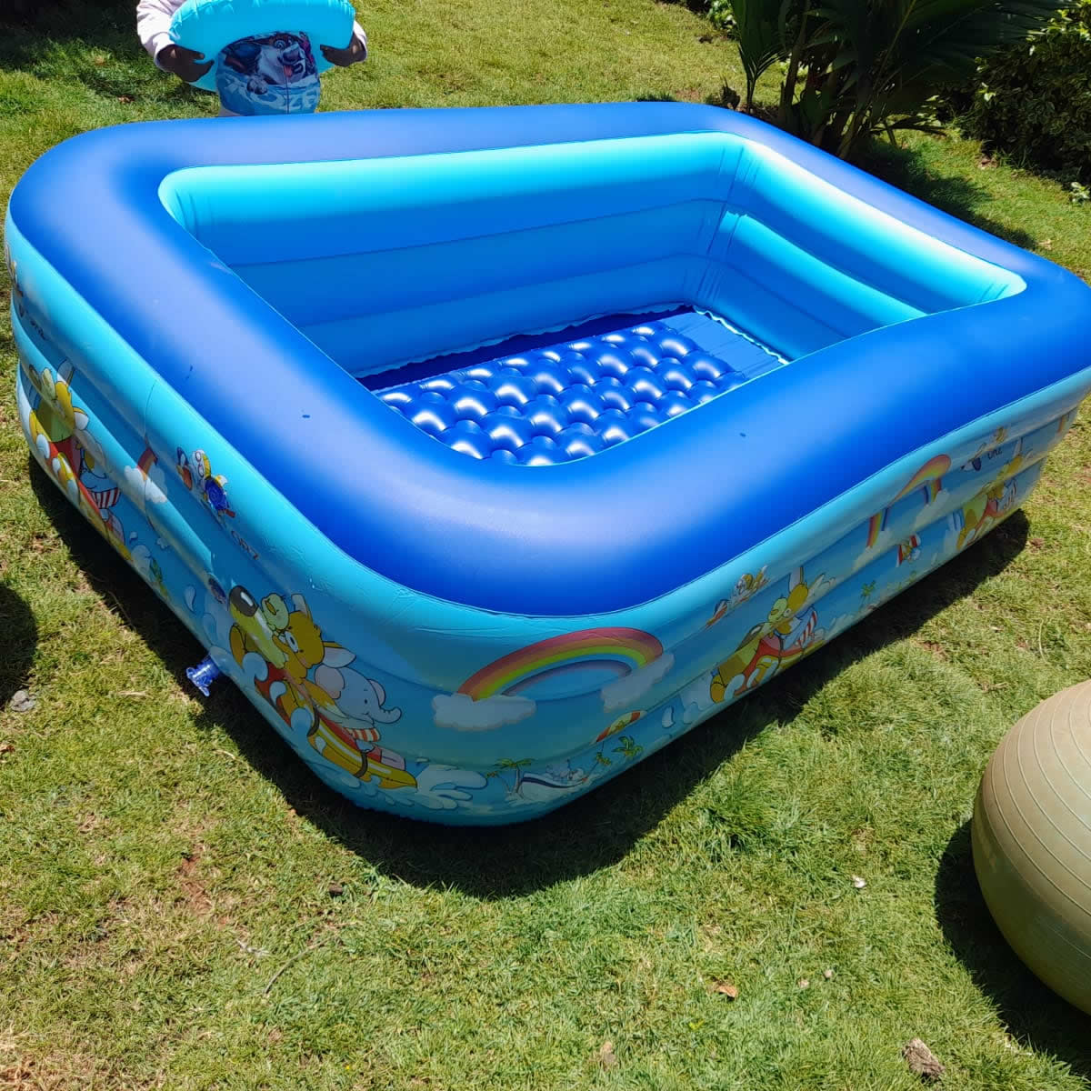 Inflatable Family Swimming Pool Large Capacity Outdoor Swimming Pool 2.1m1.5m0.6m 5 Inflatable Family Pool 2.1m*1.5m*0.6m - Image 1